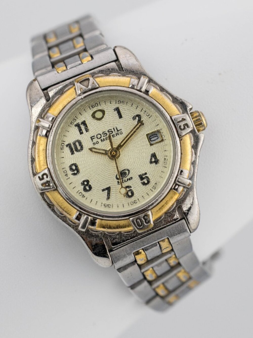 Fossil Blue AM-3096 Womenโs Two Tone Quartz Analog Watch Fresh Battery